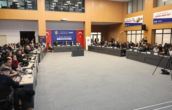 Kahramanmaraş Valisi Ünlüer, yeniden inşa sürecini değerlendirdi