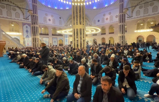 Kahramanmaraş ve çevre illerde Regaip Kandili idrak edildi