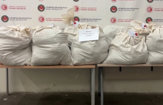 Kapıkule'de tırın dorsesinde 113 kilo esrar ele geçirildi
