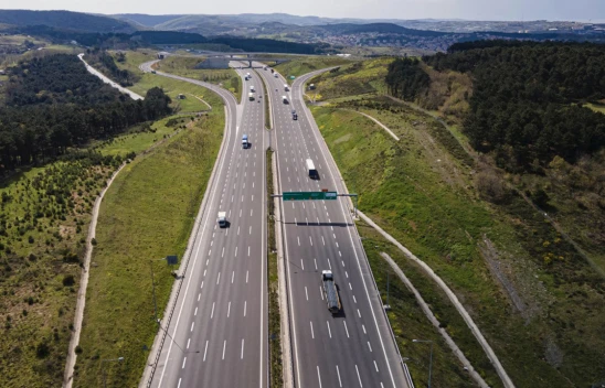 Karayolunda taşıt hareketliliği üçe katlandı