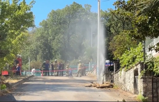 Kazı sırasında doğal gaz hattındaki patlamada 3 kişi yaralandı