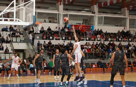 KİPAŞ İstiklal Basketboldan 1'inci lig yolunda dev adım!