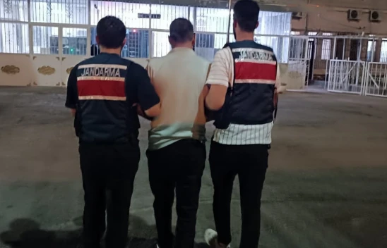 Kırmızı bültenle aranan DEAŞ üyesi yakalandı