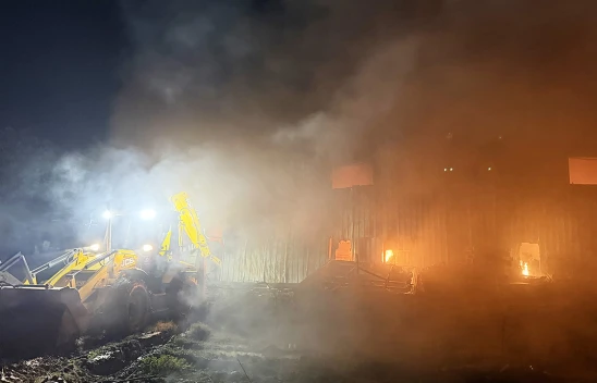 Makine deposunda yangın!