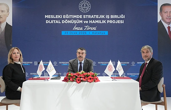Mesleki eğitimde stratejik iş birliği, dijital dönüşüm ve hamilik protokolü imzalandı