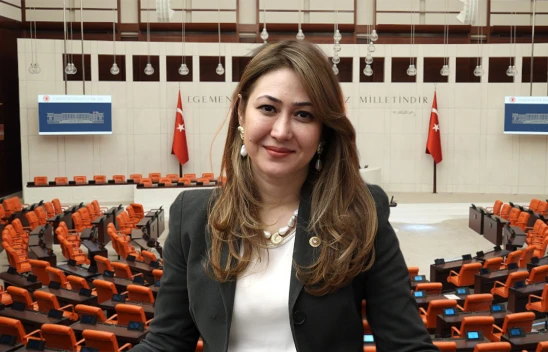 MHP'li Zuhal Karakoç Dora, 'Betonla şehir olur ama insanla memleket olur'