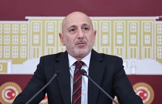 Milletvekili Ali Öztunç, 'Kâğıt üzerinde büyüyoruz, halkın geliri küçülüyor'