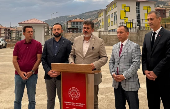 Milletvekili Debgici, okul inşaatında incelemede bulundu