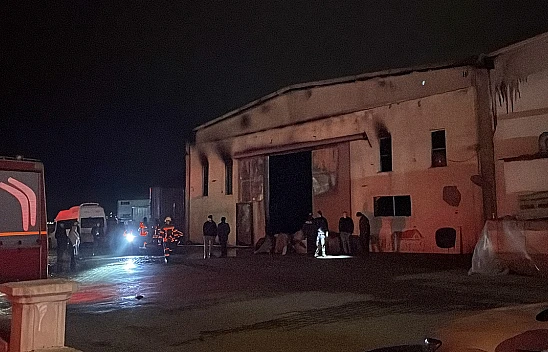 Mobilya fabrikasında yangın çıktı!