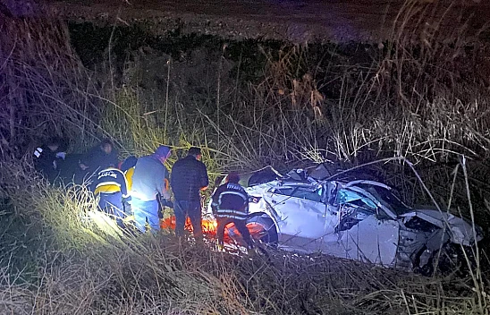 Otomobil dere yatağına uçtu! 1 kişi öldü, 3 kişi ağır yaralandı