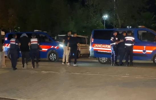 Rüşvet operasyonunda 2 şüpheli tutuklandı