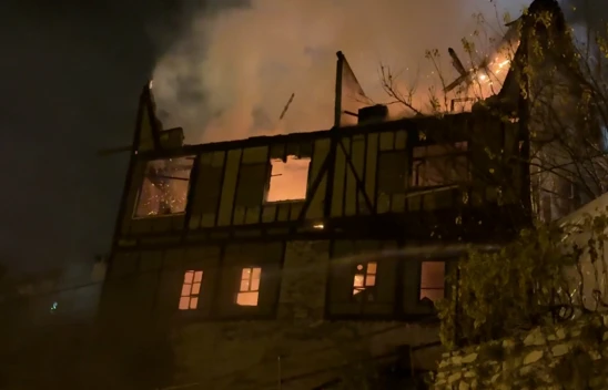 Safranbolu'da tarihi konak alevlere teslim oldu