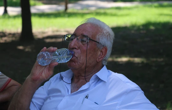 Sağlık Bakanlığından risk grubunda bulunanlara sıcak hava uyarısı