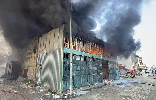 Sanayi sitesinde yangın