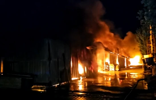 Tekstil fabrikasında yangın