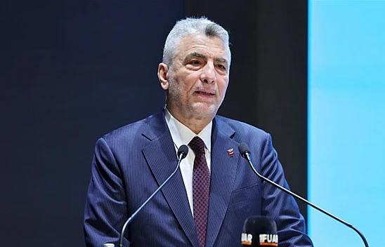 Ticaret Bakanı Bolat, Dönüşen Dünyada İhracat Zirvesi'nde konuştu