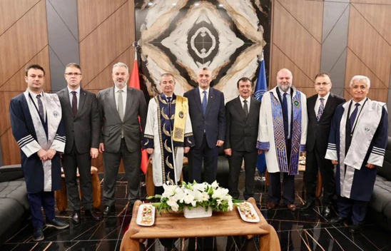 Ticaret Bakanı Bolat, 'Milli gelirimiz 1,5 trilyon doları aşacak'