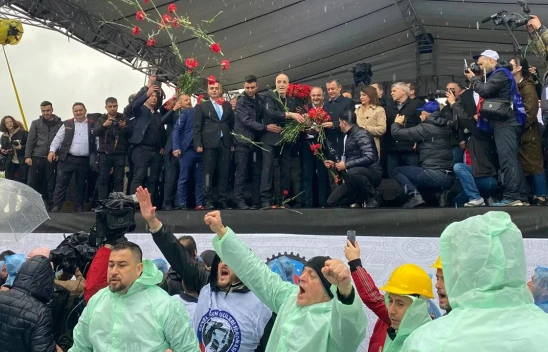 TÜRK-İŞ 1 Mayıs Emek ve Dayanışma Günü'nü coşkuyla kutladı