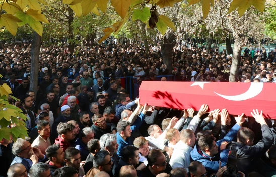 Türkiye şehitlerini uğurluyor