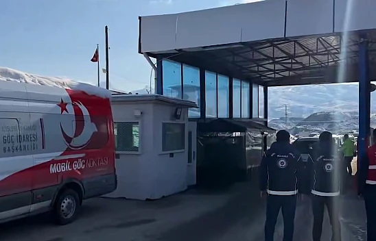 Ülke genelindeki denetimlerde 478 düzensiz göçmen yakalandı