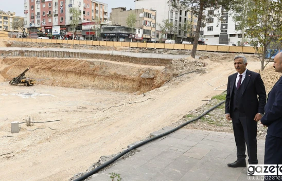 Vali Mükerrem Ünlüer, yeni hizmet binasını inceledi