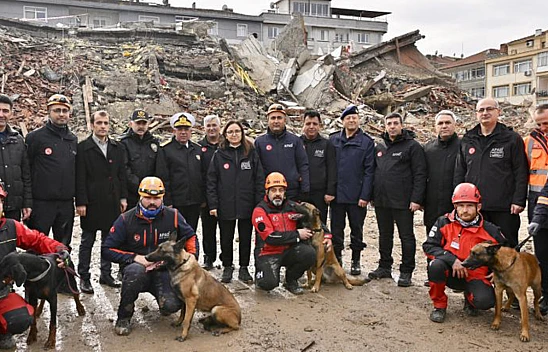Yalova'da gerçeğini aratmayan deprem tatbikatı