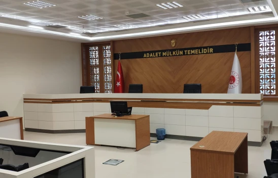 Zeray Apartmanı'nın depremde yıkılmasına ilişkin davada 7 sanığa hapis cezası