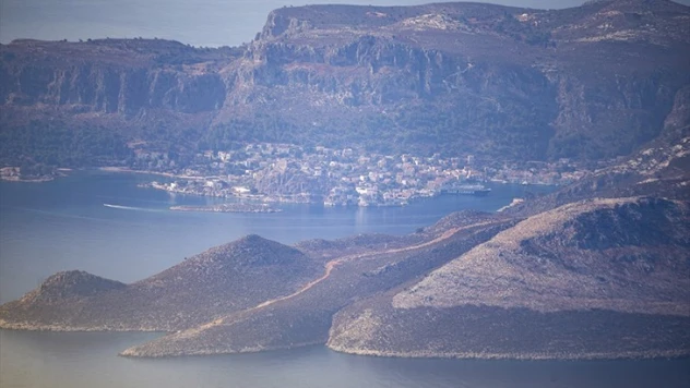 Gündemdeki Meis Adası