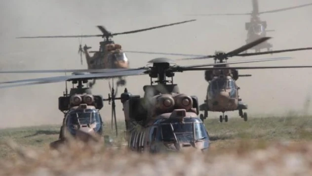 TSK, ayın fotoğraflarını yayınladı