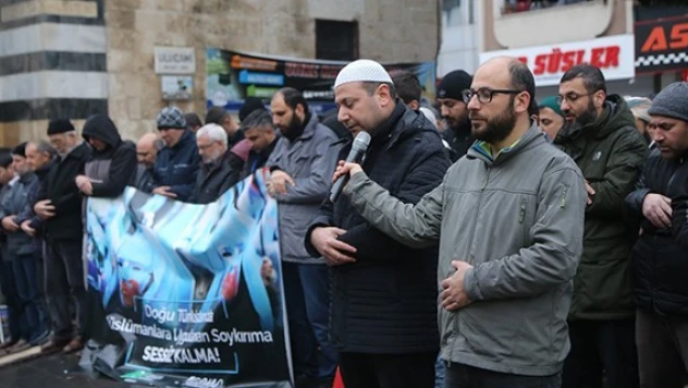 Kahramanmaraş'ta Doğu Türkistan için eller semaya açıldı!