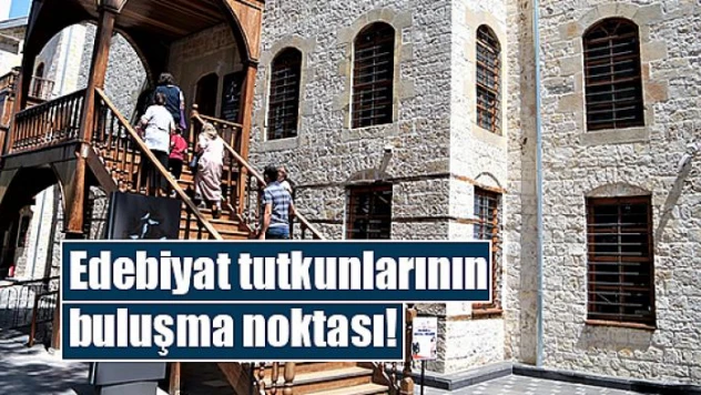 Edebiyat tutkunlarının buluşma noktası