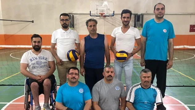 Başkan Çimen, Paravollley sporcuları ile bir araya geldi!