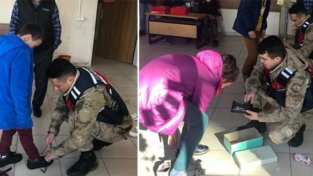 Ekinözü'nde öğrencilere Jandarmadan hediye!