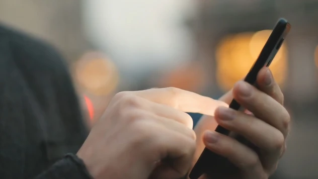 10 sosyal medya hesabına erişim engeli