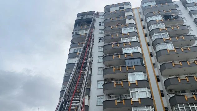 11'inci katta çıkan yangın söndürüldü