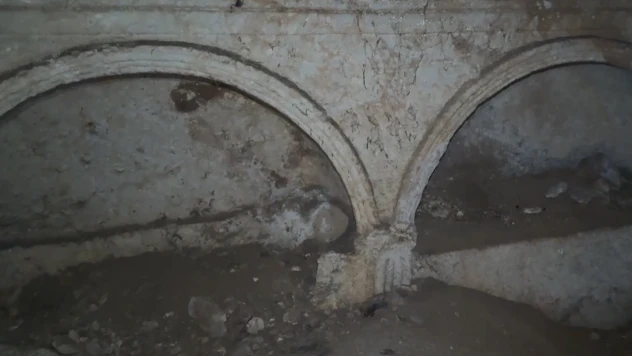 1800 yıllık kubbeli mezar odası bulundu