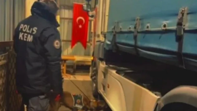 2 ilde uyuşturucu operasyonu! 447,5 kilogram madde ele geçirildi