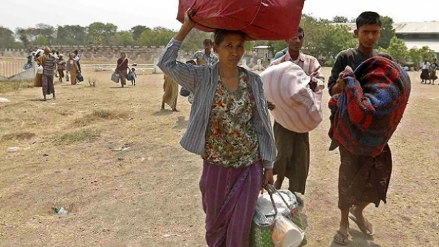 12 bin Müslüman evlerinden oldu