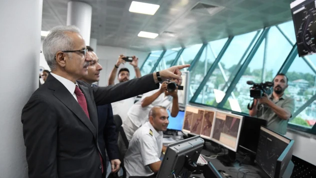 2023 yılında 83 bin 892 gemi, Türk boğazlarından geçti