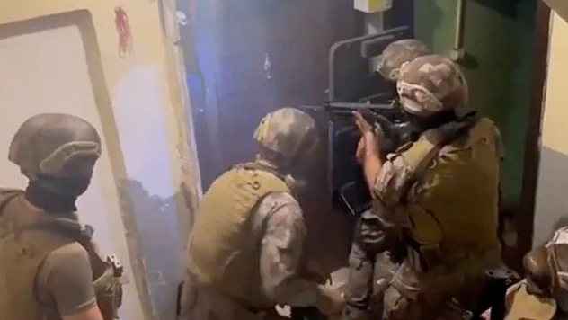 33 ilde eş zamanlı DEAŞ operasyonu