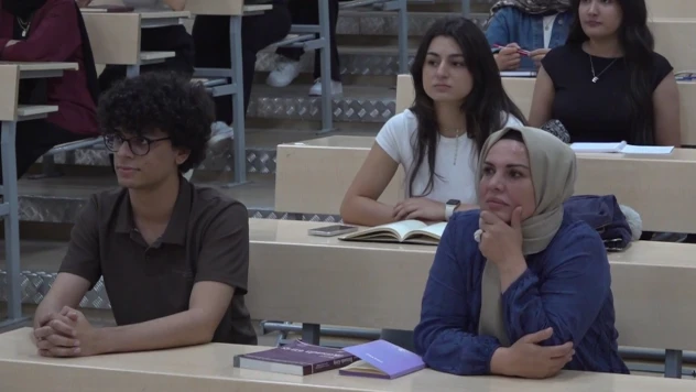 33 yıl sonra kalemi yeniden eline aldı