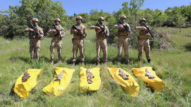 5 Terörist etkisiz hale getirildi