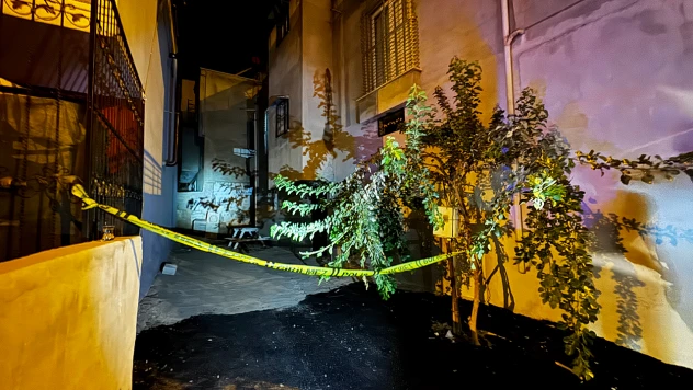 5 yaşındaki oğlunu bıçaklayarak öldürdü