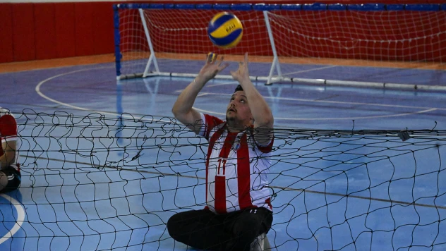 6 Şubat'ta bacağını kaybetti, voleybolla hayata tutundu