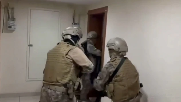 9 ilde suç örgütlerine sabah baskını! 42 şüpheli yakalandı