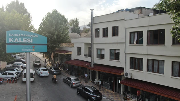 Kahramanmaraş Kalesi'nin çevresi geleneksel mimari ile düzenleniyor