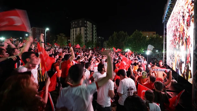 A Milli Basketbol Takımı'nın final yolu heyecanı dev ekranda