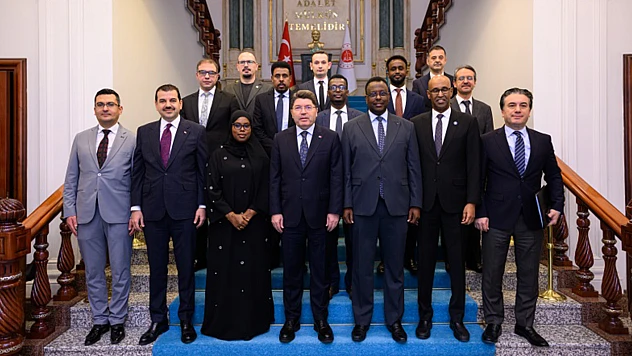 Adalet Bakanı Tunç, Somali Adalet ve Anayasal İşler Bakanı Sheikhali'yi ağırladı