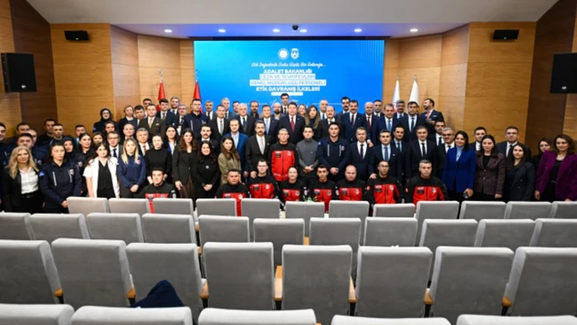 Adalet Bakanlığından 71 bin 178 personele hizmet içi eğitim