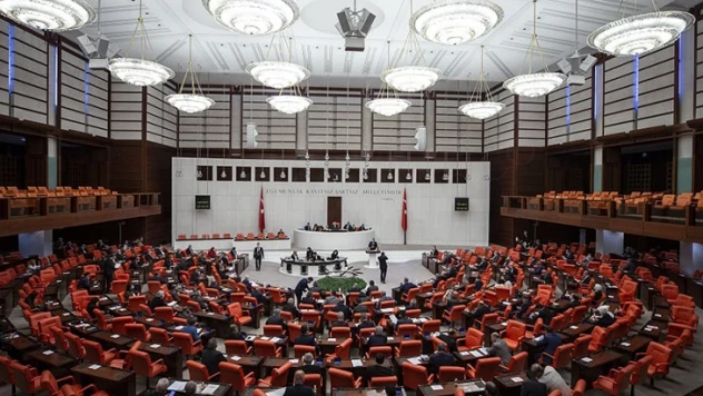 Adalet komisyonunda 'Avukatlık Kanunu' kabul edildi